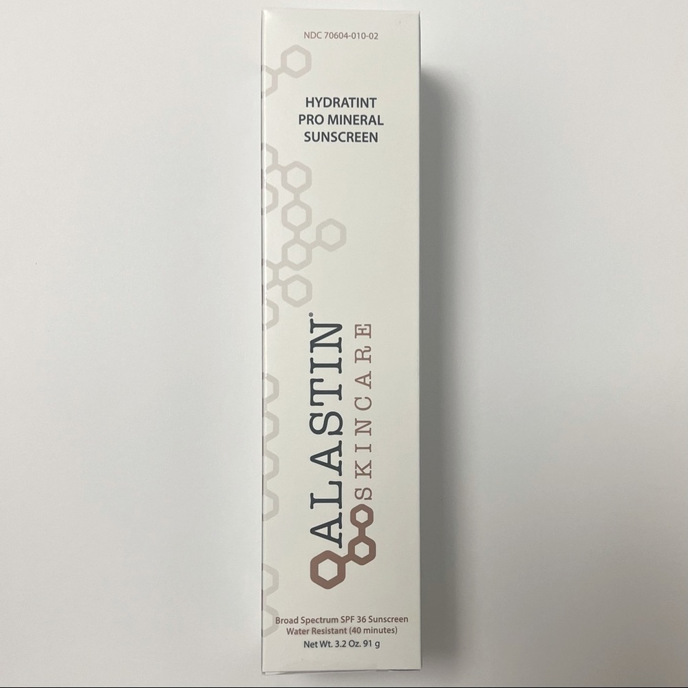 FLASH SALE⚡️🏷️ Alastin HydraTint Pro Mineral Broad Spectrum Sunscreen SPF 36